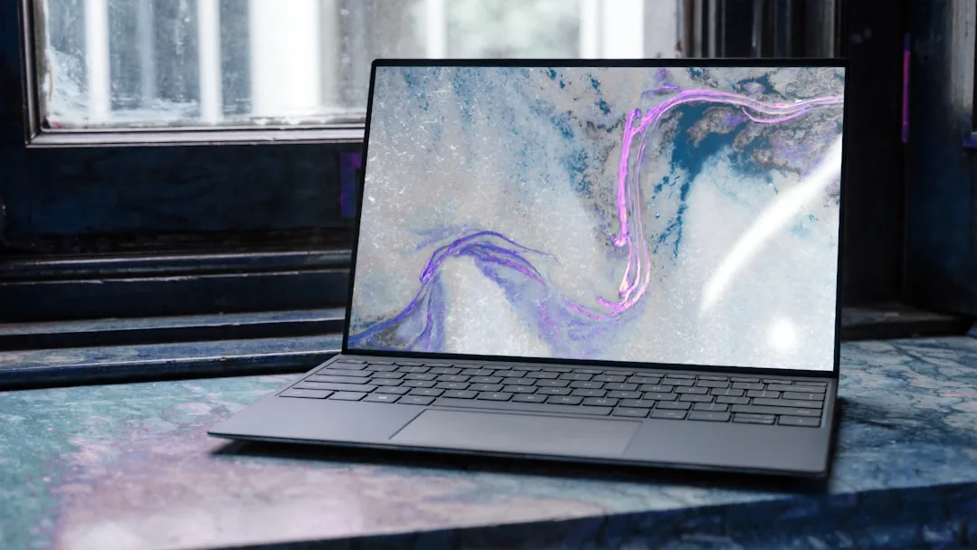 맥북 에어 M1·M2·M3 칩 성능 비교부터 메모리 8GB·16GB 선택, SSD 용량, 13인치 vs 15인치까지. 구매 후 후회 없도록 실사용 기준으로 정리한 맥북 에어 완전 구매 가이드.